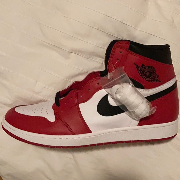 Chicago Jordan 1 shoes